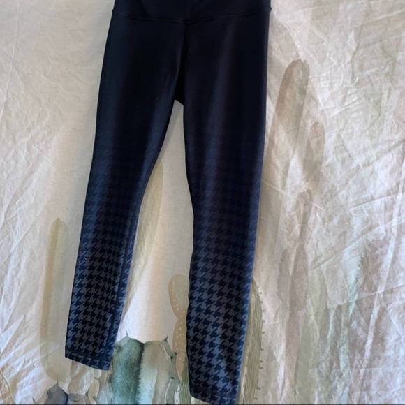 Lululemon Ombré Houndstooth Leggings 🌵4 - Picture 8 of 8